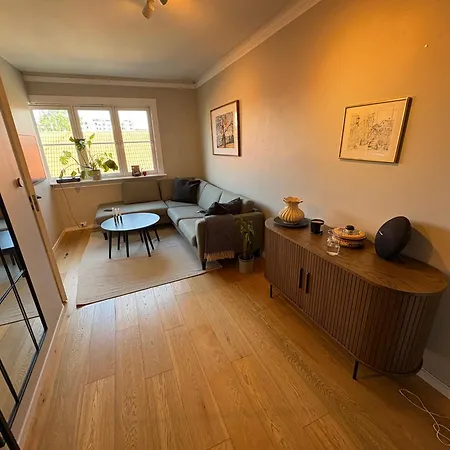 Apartman Two Bedroom In Quiet & Neighbourhood *