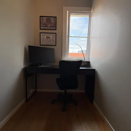 Two Bedroom In Quiet & Neighbourhood