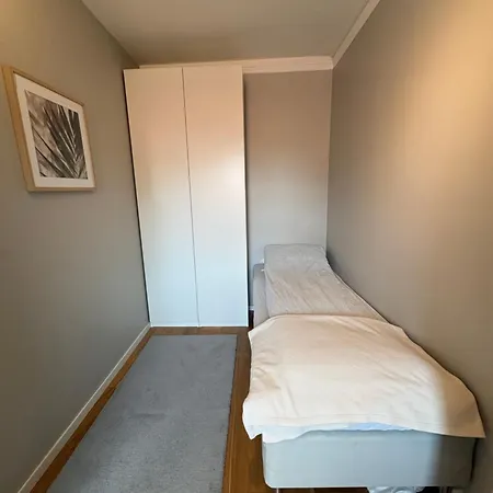 Apartman Two Bedroom In Quiet & Neighbourhood Oslo